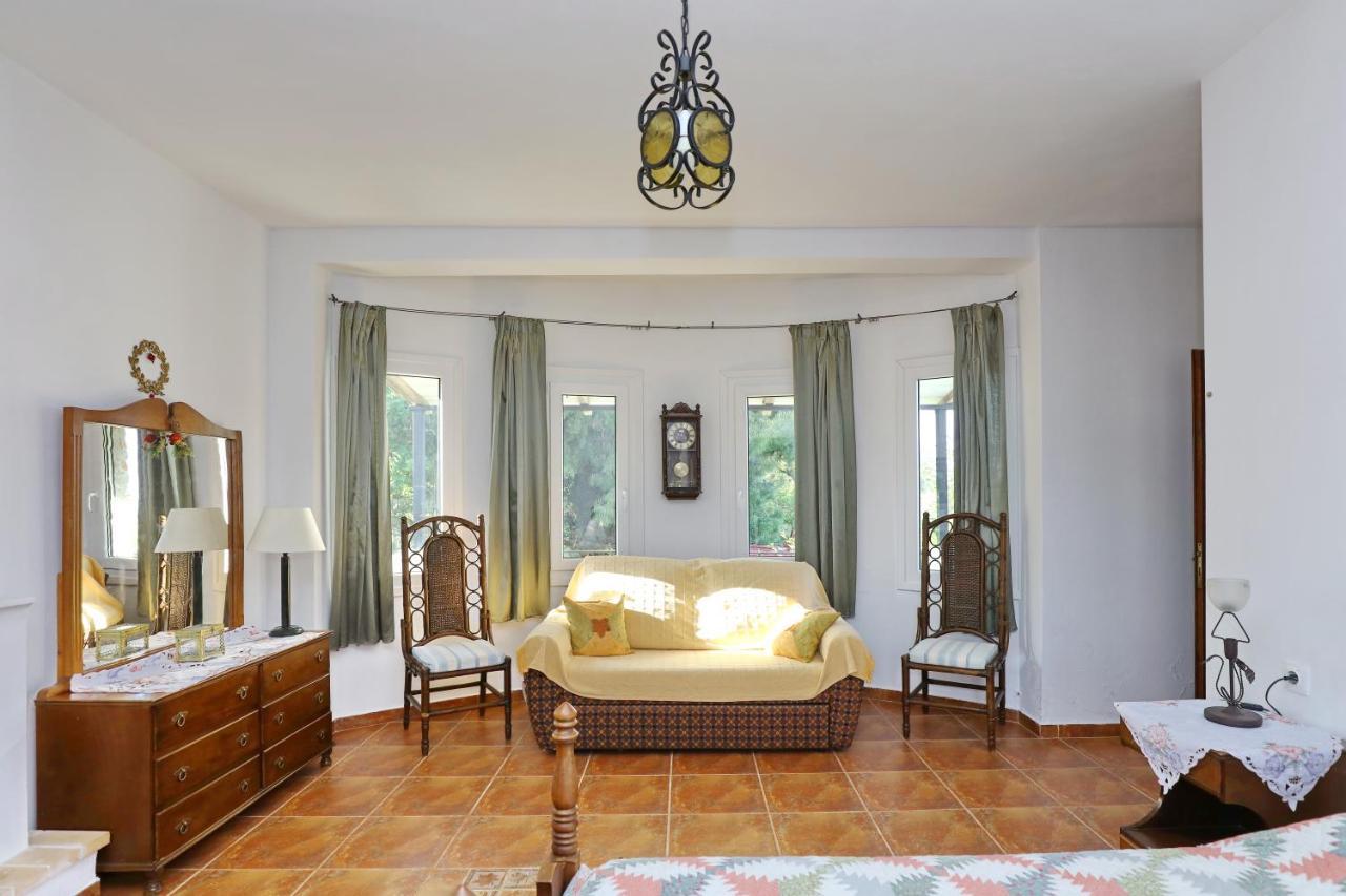 Aloni Villa Skopelos Town Exterior photo