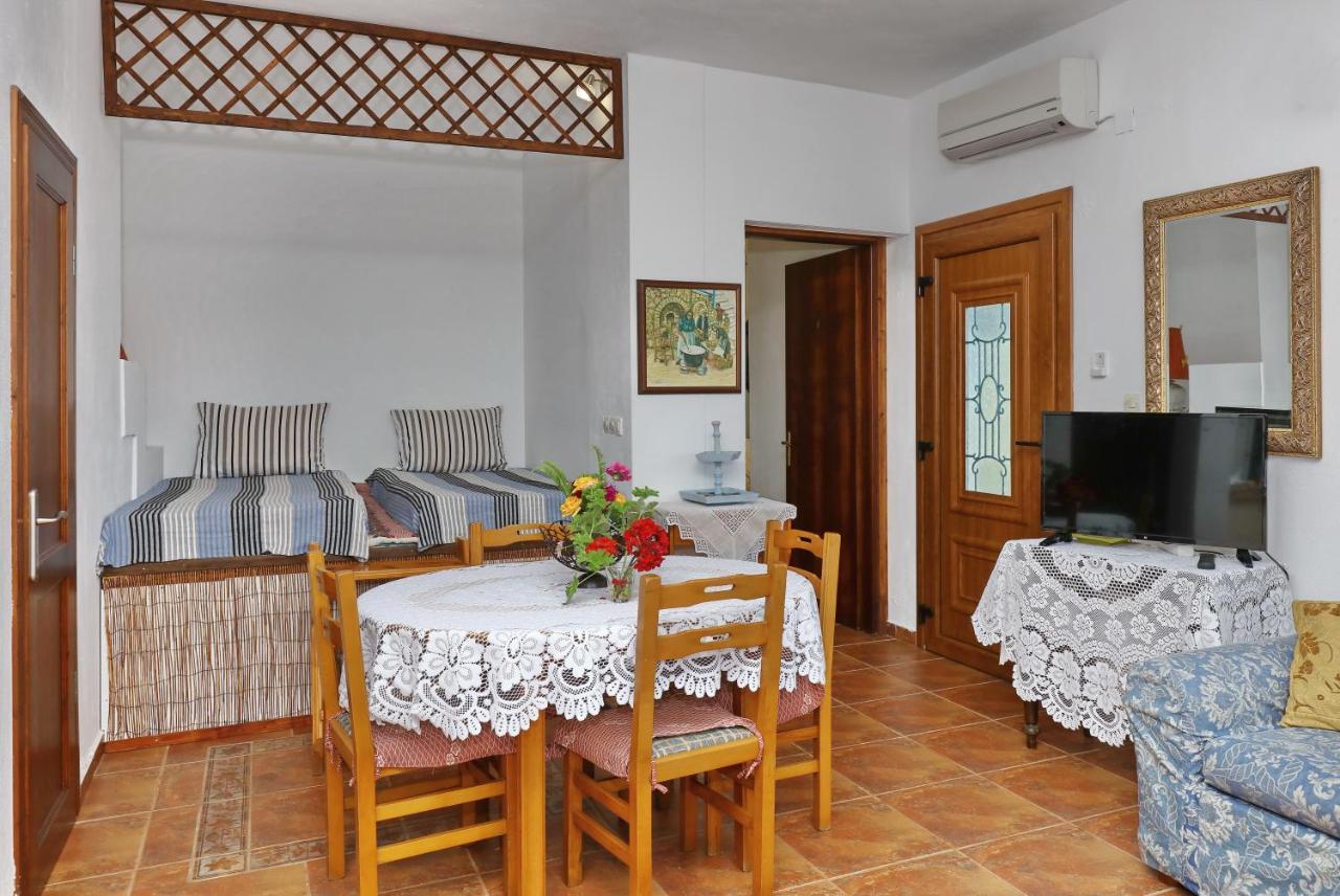 Aloni Villa Skopelos Town Exterior photo