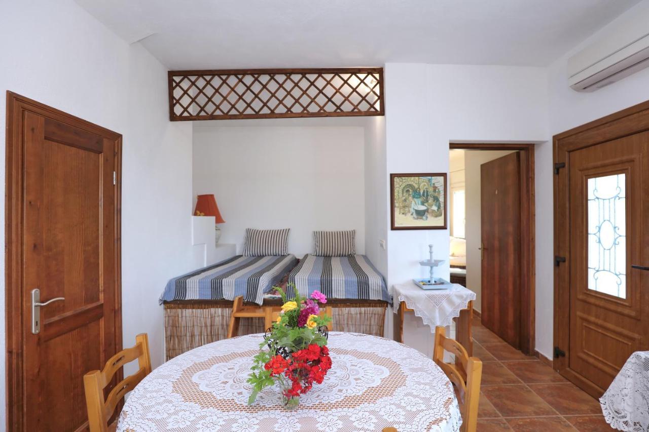Aloni Villa Skopelos Town Exterior photo
